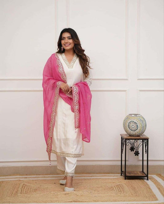 New Heer Pink Heavy Suit Set with Intricate Hand Embroidery & Zari Weaving